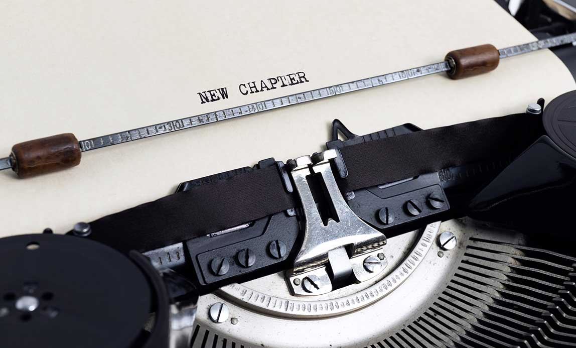 mac-papers-typewriter-new-chapter